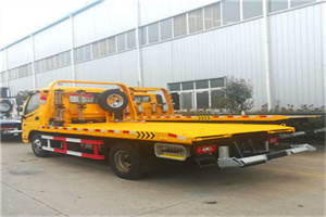 江干附近拖车救援搭电